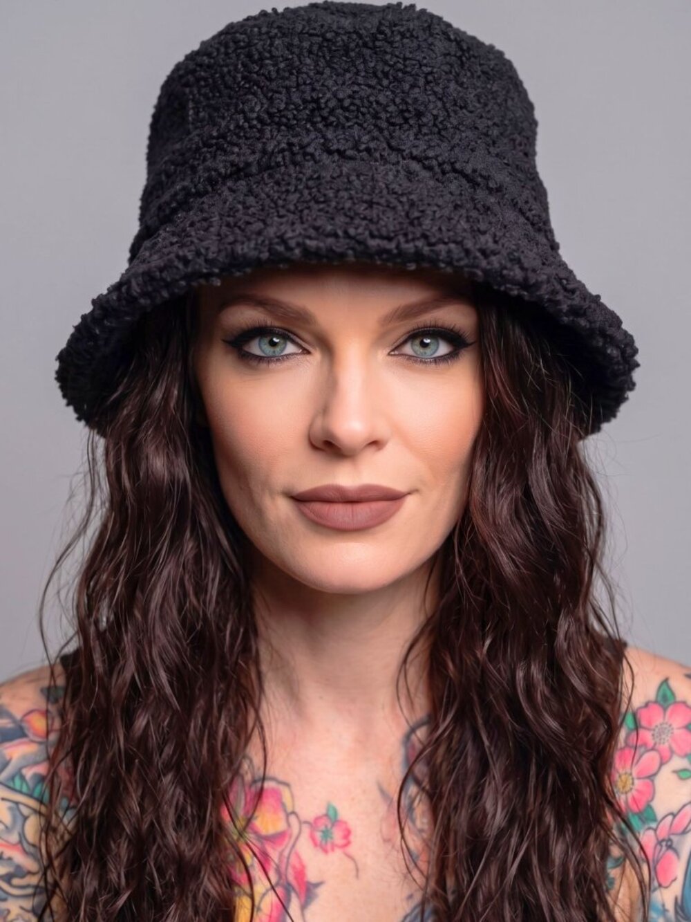 Windsor ✦ Black Textured Sherpa Bucket Hat ✦ Soft Fuzzy Winter Streetwear NIP